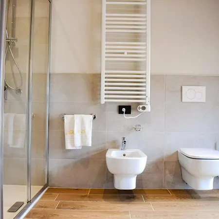 Bed & Breakfast Guerrinibnb Civico 5 Manerbio